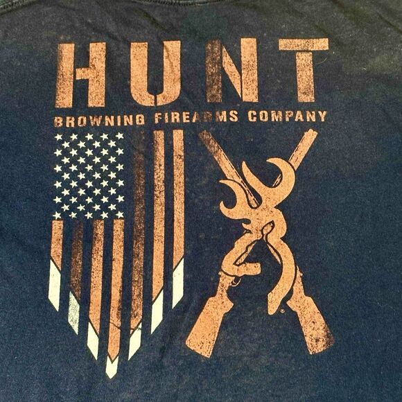 Browning Firearms Co T-shirt Men's L Blue Sun Fade Vintage Thrashed Hunt Grapics - Picture 2 of 7
